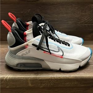 Worn two times, in amazing like new condition.